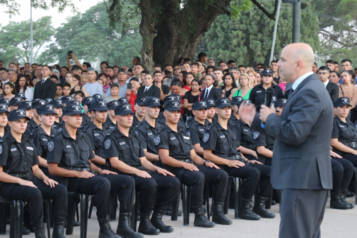 Egresaron 566 cadetes de la Escuela de Policía de Recreo